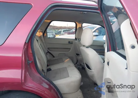 2008 Ford Escape Xlt z USA, uszkodzony, nr VIN 1FMCU03Z08KA29036